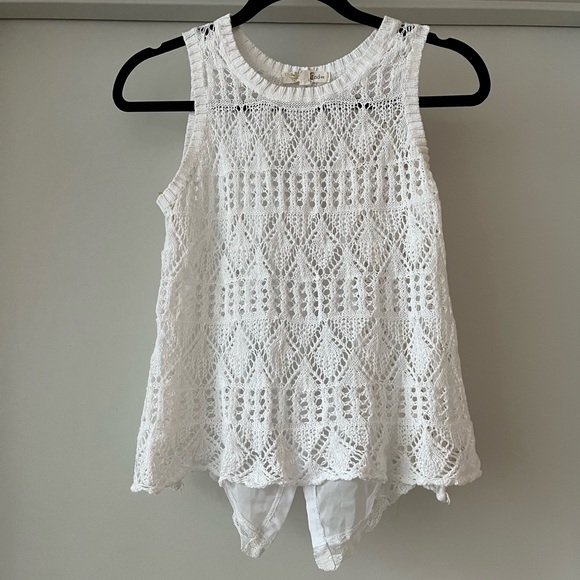Rewind Tops - Rewind | Open Knit Crochet Button Back Top | White | XS